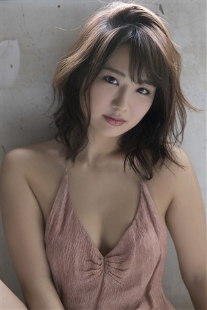 男人边吃奶边做性视频