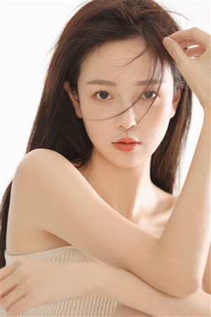 薇薇一笑很倾城