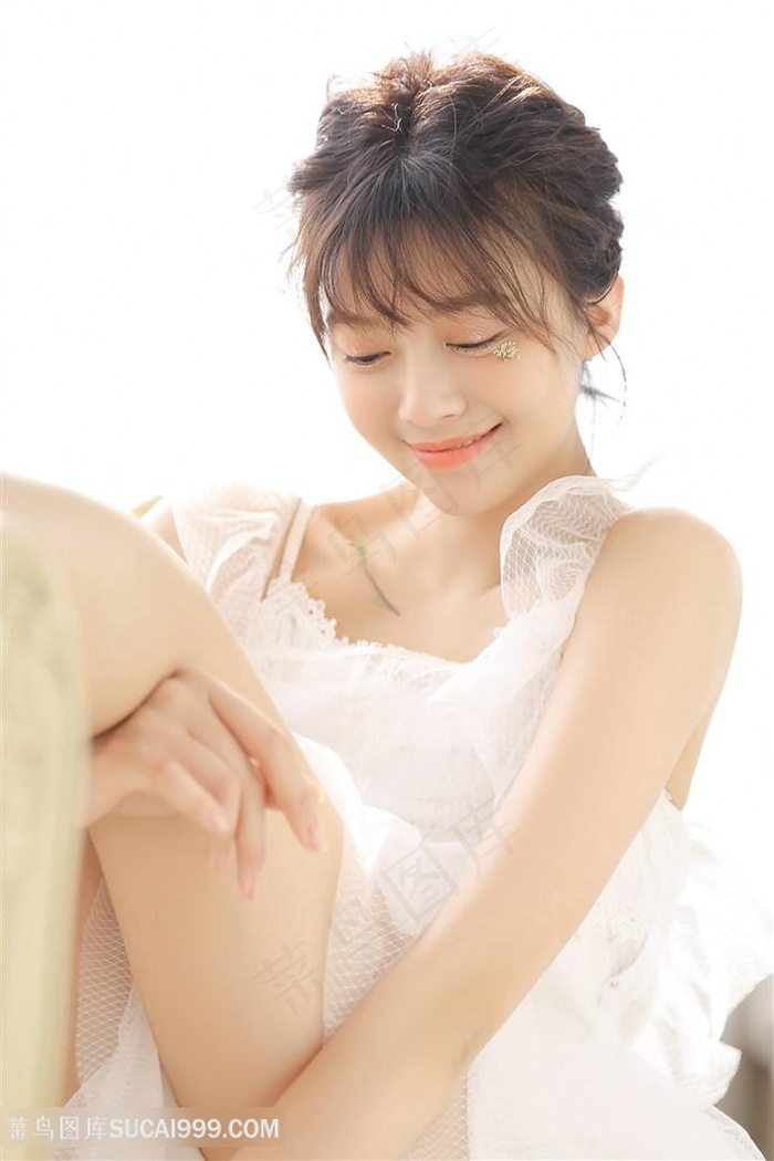 迈开腿让让学长尝尝你的草莓的