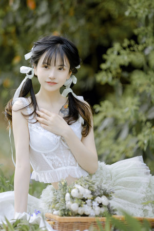 爽的美女嗷嗷叫