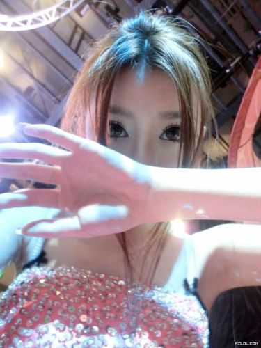 娇小稚嫩巨大疼H